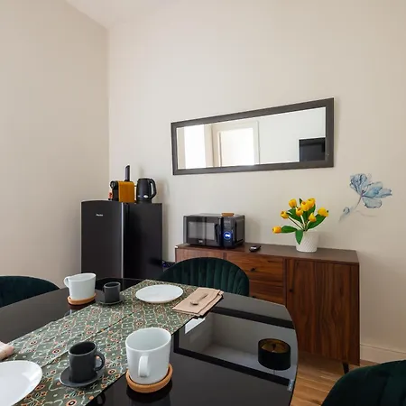 Cattaneo Monti Delizioso E Nuovissimo アパート *