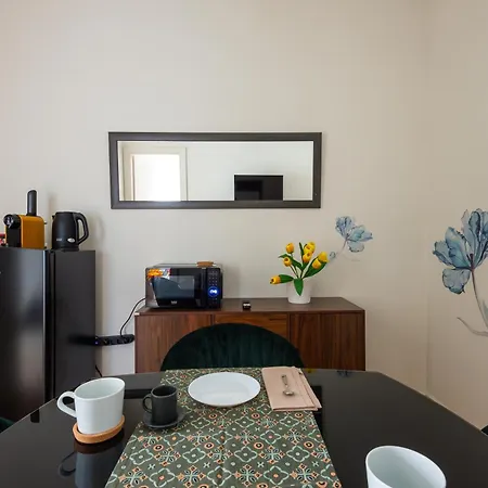 Cattaneo Monti Delizioso E Nuovissimo アパート