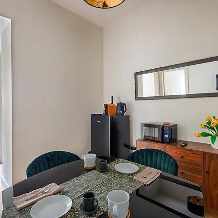 Cattaneo Monti Delizioso E Nuovissimo アパート *